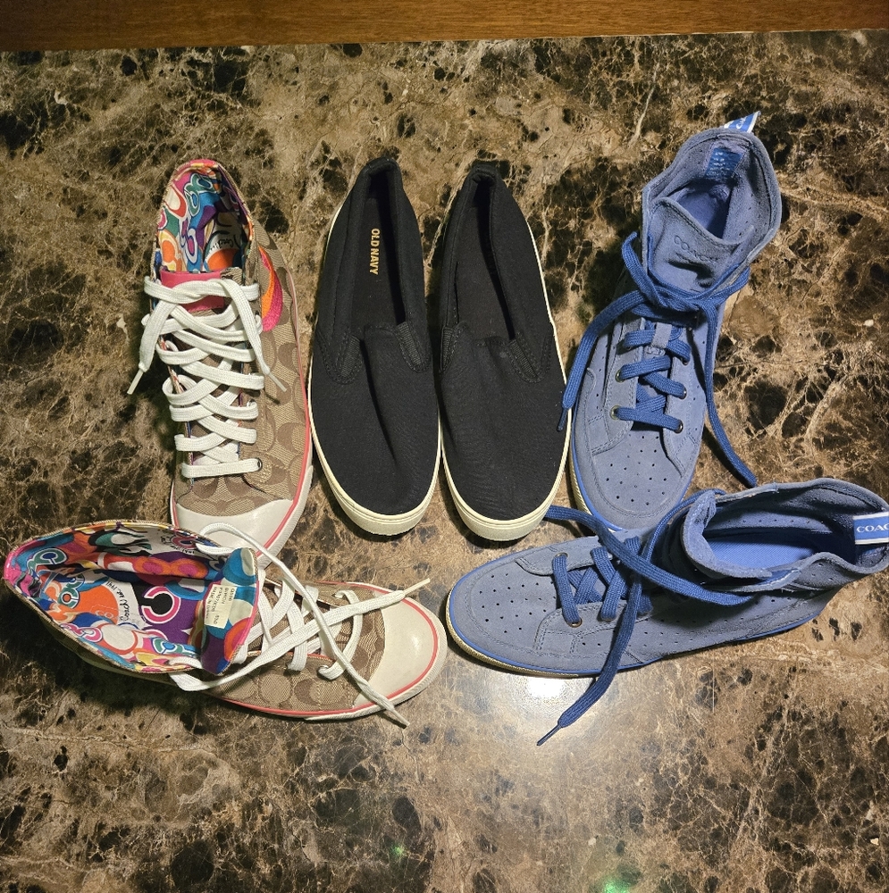 3 Pairs Sneakers Coach & Old Navy